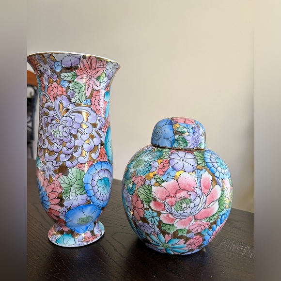 Vintage Fine Chinese Porcelain Thousand Flowers Ovoid Covered Ginger Jar Vase - Picture 16 of 16